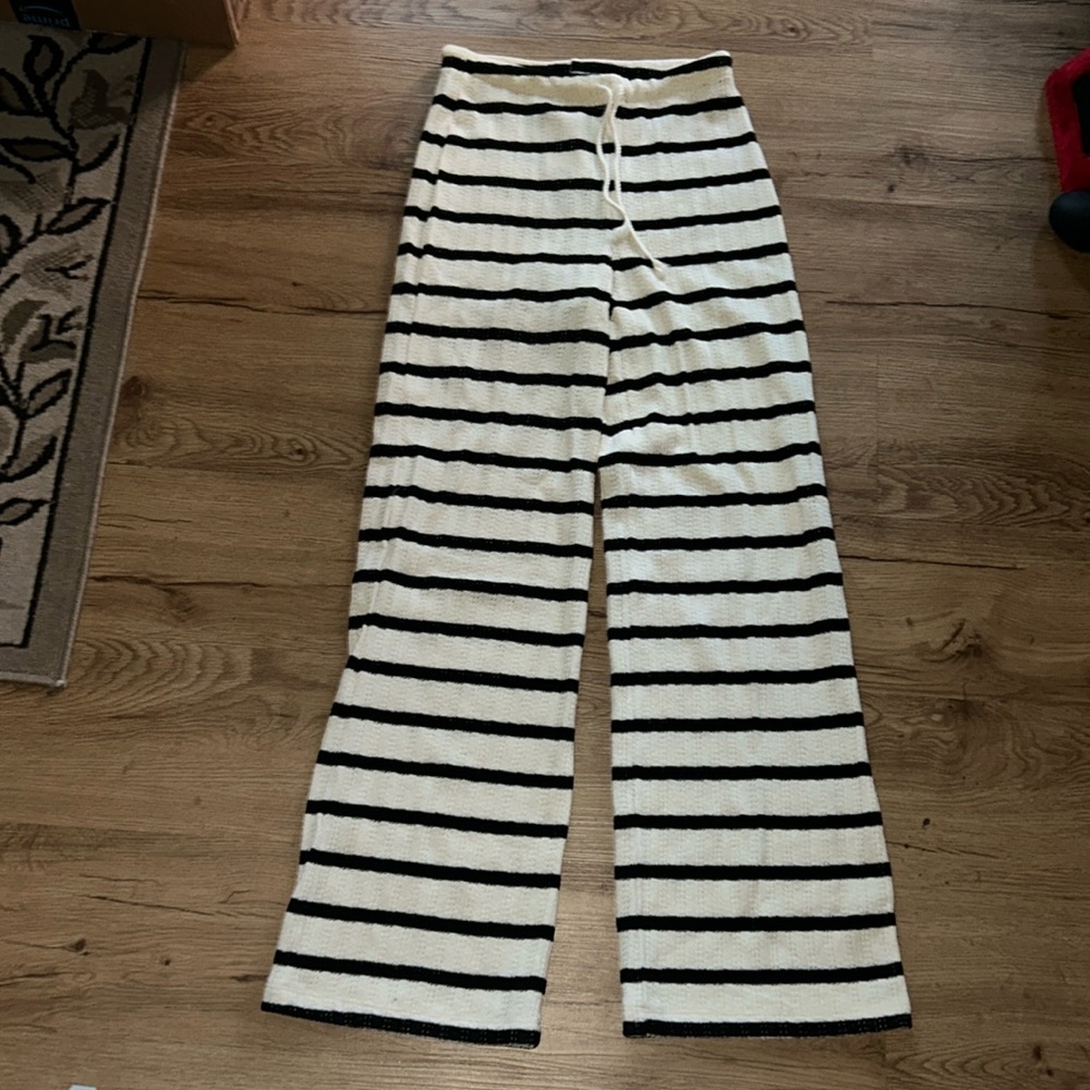 H&M Women’s Fitted trousers/ beach style